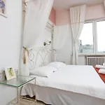 Classy 2 Bedroom Apartment In City Center