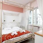 Classy 2 Bedroom Apartment In City Center