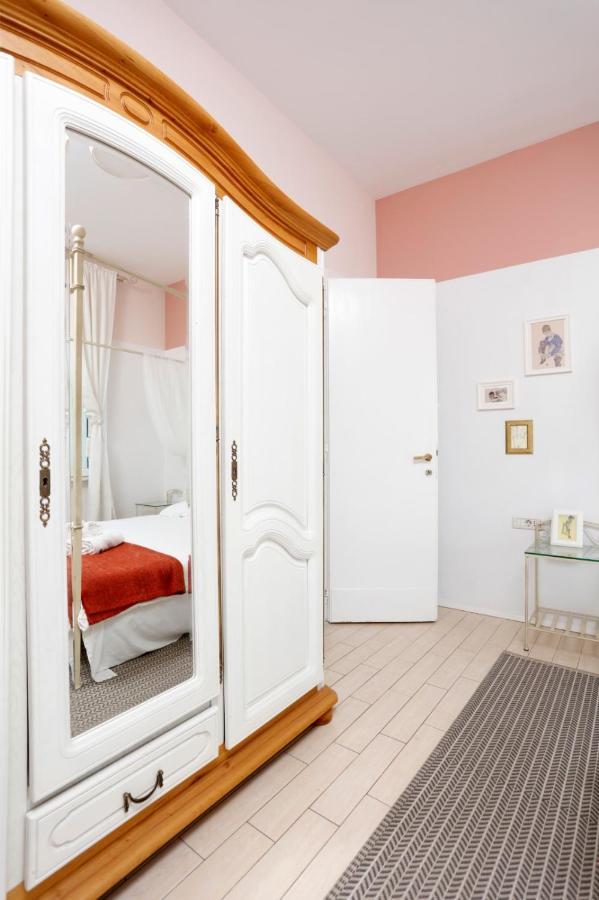 Classy 2 Bedroom In Center Bucharest