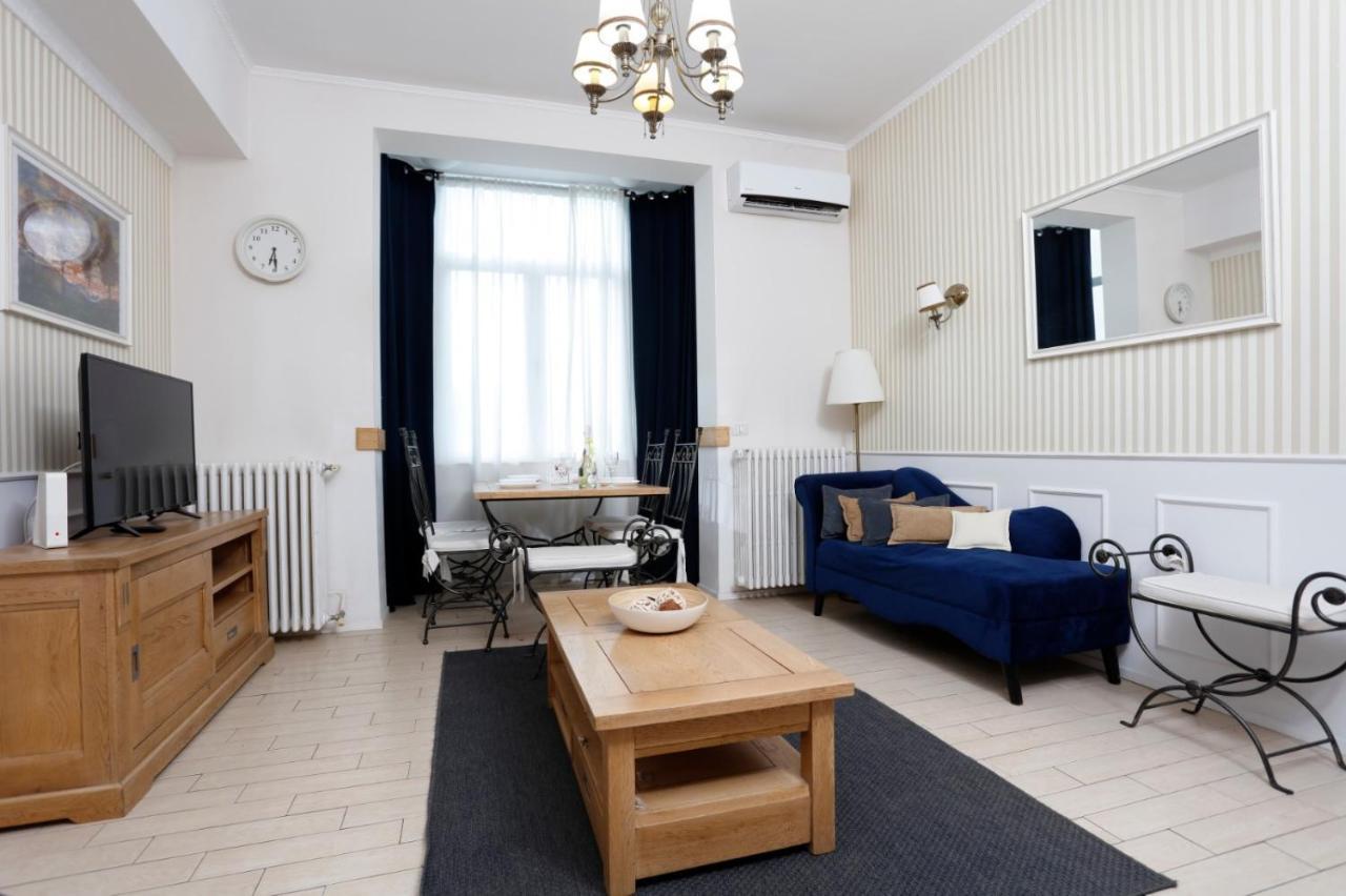 Apartment Classy 2 Bedroom In Center *